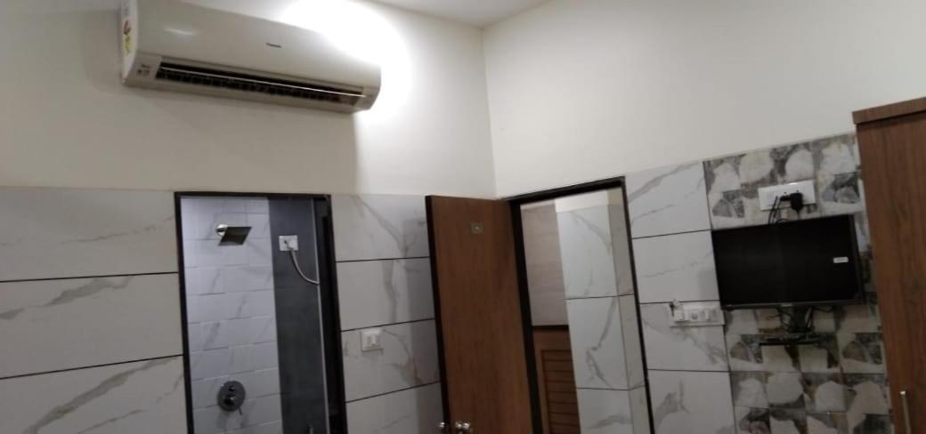 Hotel Royal Residency Mumbai Ngoại thất bức ảnh